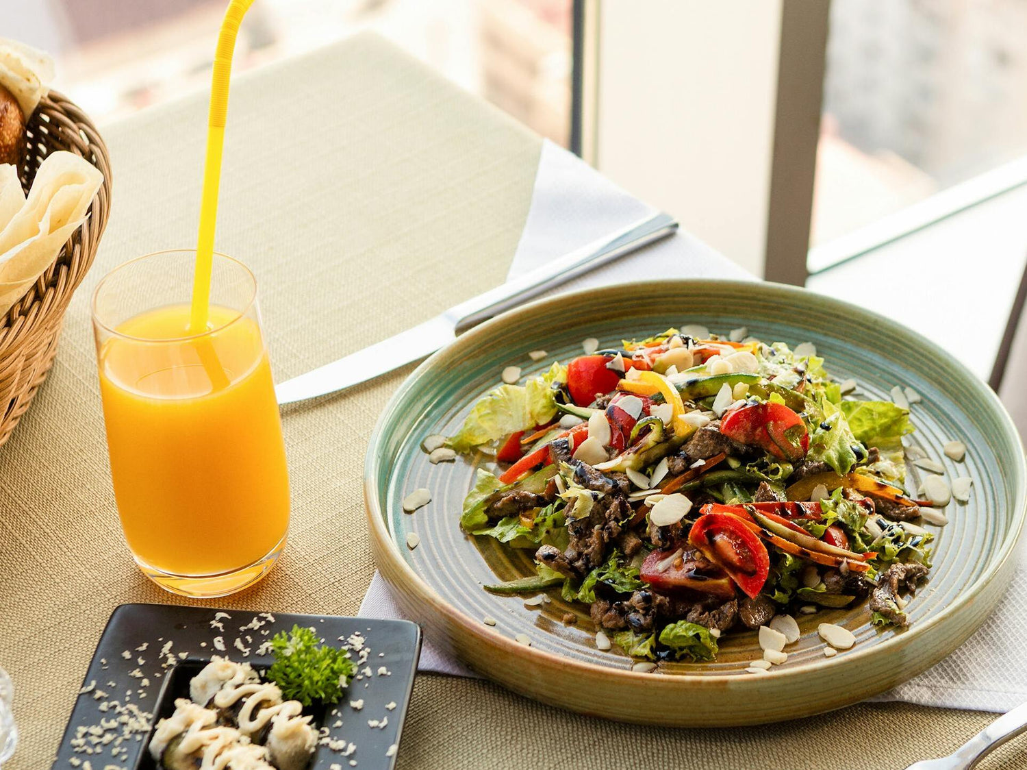 Bademli Yaz Salatası